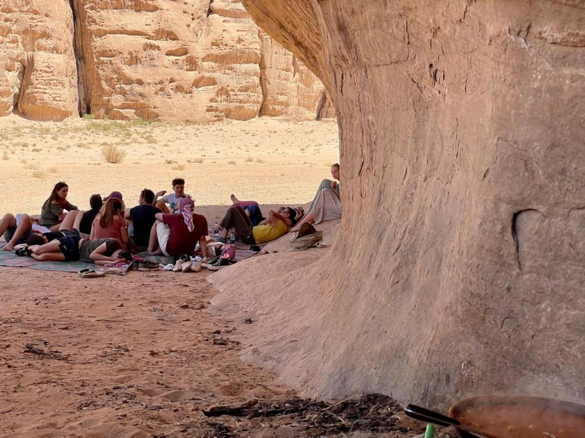Wadi Rum Travel Camp Luaran gambar