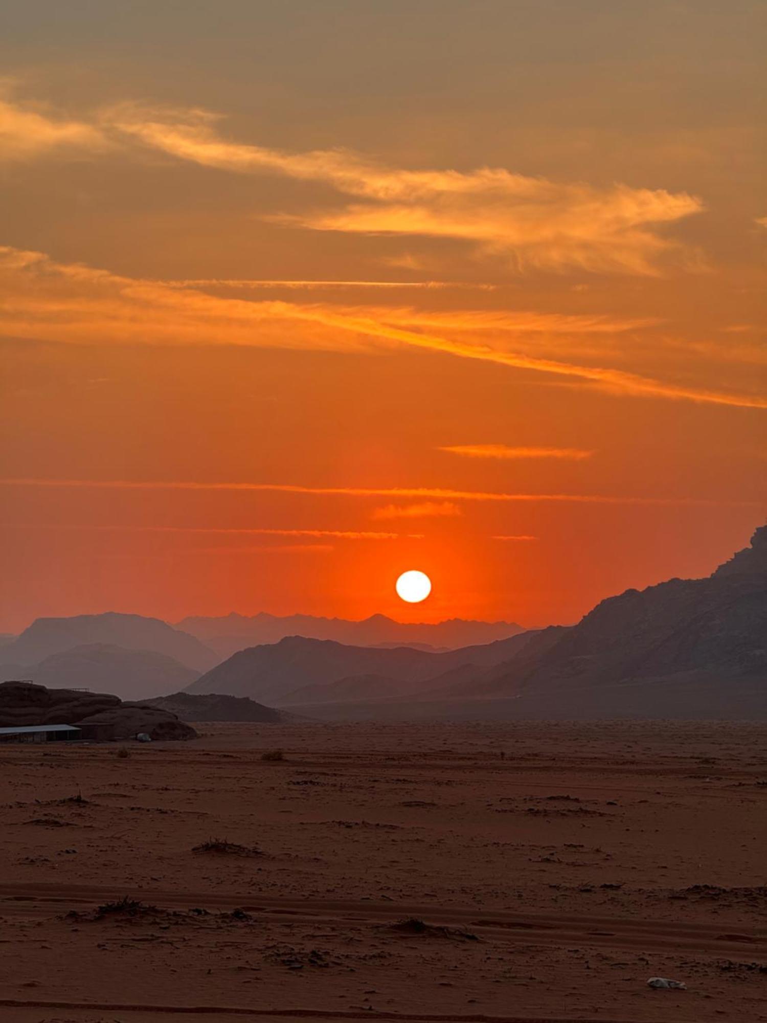 Wadi Rum Travel Camp Luaran gambar