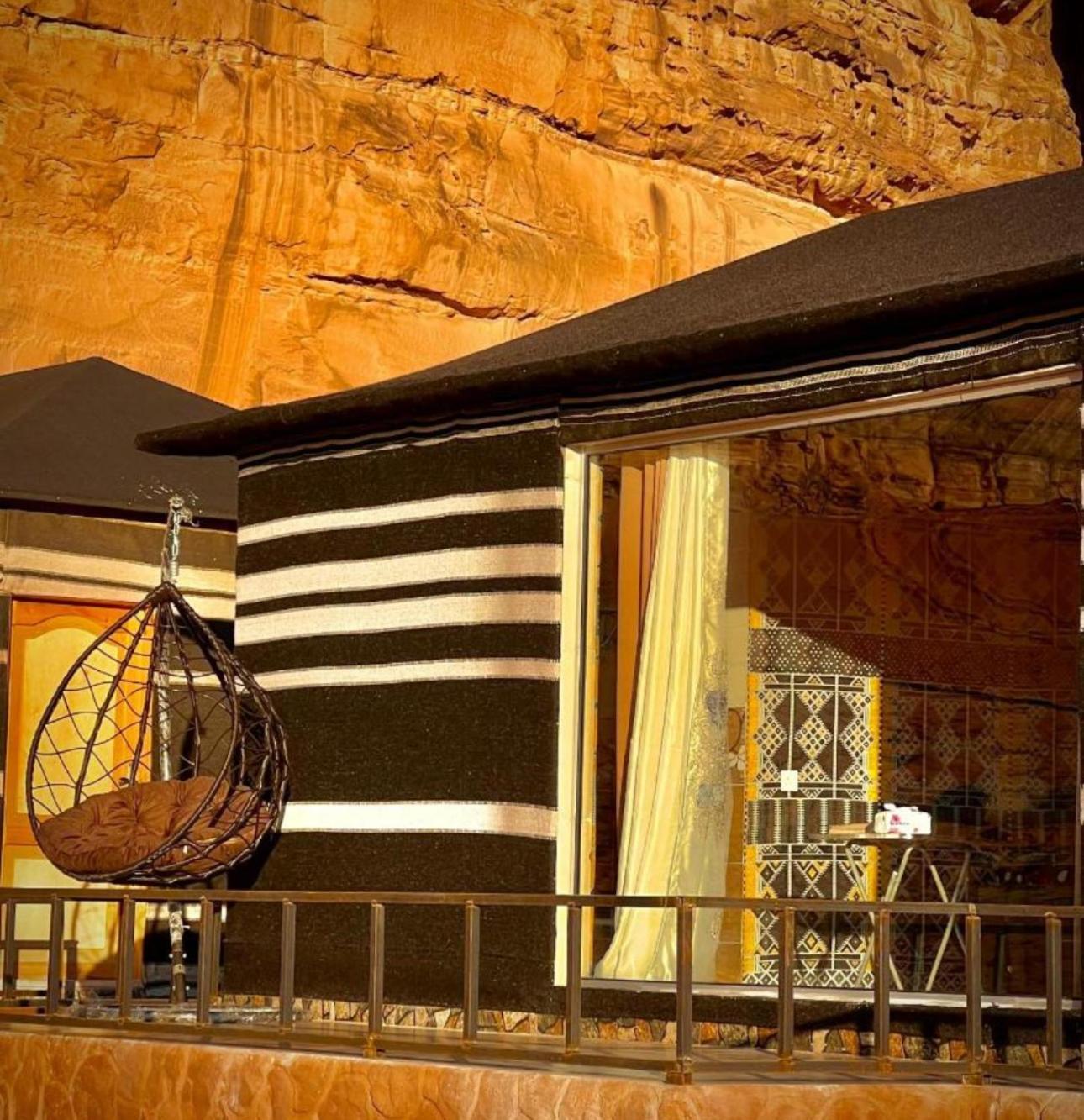 Wadi Rum Travel Camp Luaran gambar