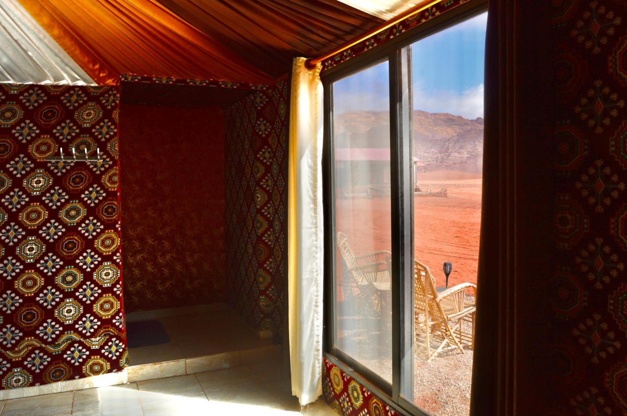 Wadi Rum Travel Camp Luaran gambar