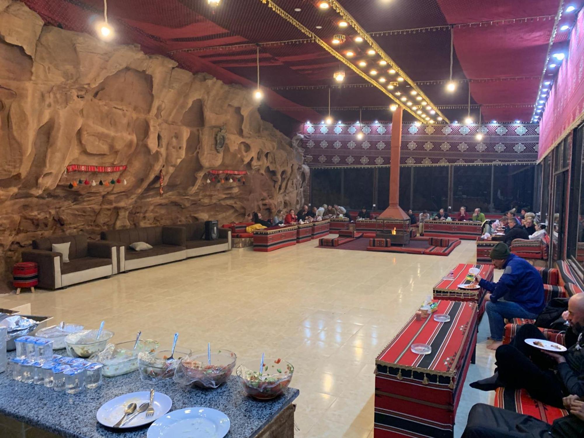 Wadi Rum Travel Camp Luaran gambar