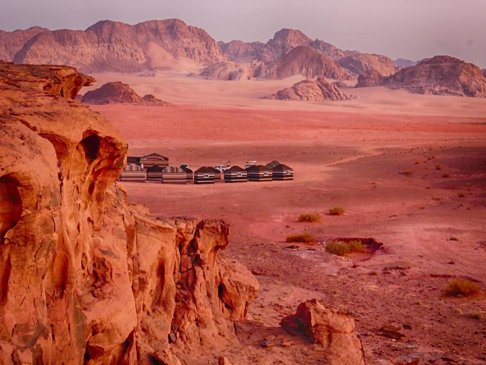 Wadi Rum Travel Camp Luaran gambar